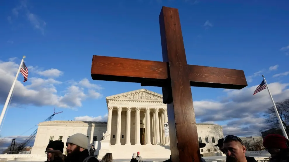 The Supreme Court’s Christmas Gift to Religious-Right Lawyers – Mother Jones The Supreme Court’s Christmas Gift to Religious-Right Lawyers – Mother Jones