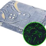 Glow in The Dark Blanket Game Controller Throw Blanket, Gamer Gifts Toys for Kids Boyfriend, Boys Teen Soft Cozy Gaming Blanket Gamer Gifts Game Decor Blankets for Home Bedroom 50″x60″
