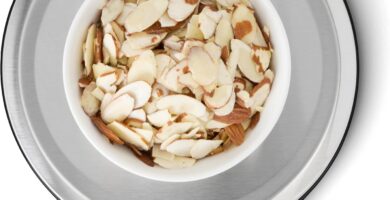 Amazon Basics Digital Kitchen Scale with LCD Display, Batteries Included, Weighs up to 11 pounds, Black and Stainless Steel