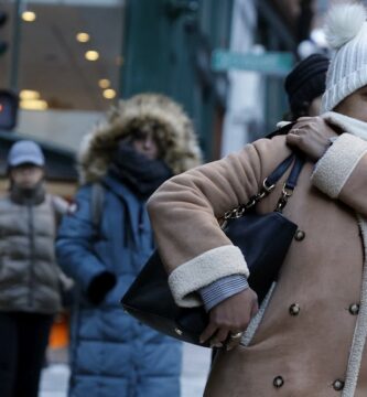 How the polar vortex and warm ocean are intensifying a major US winter storm